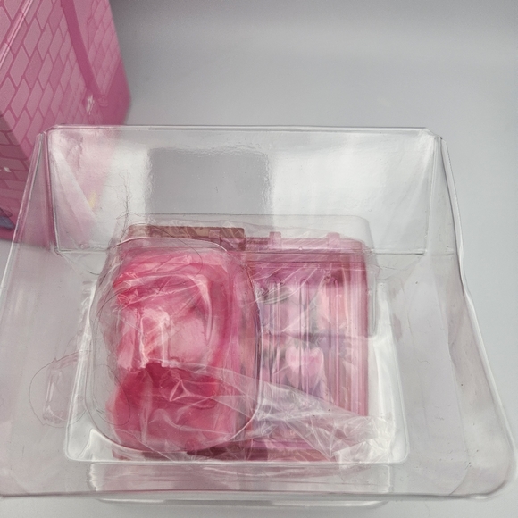 100% Soft Love is like a Dumpster Fire Valentines 2021 Edition Pink Candy Vinyl - Picture 9 of 12